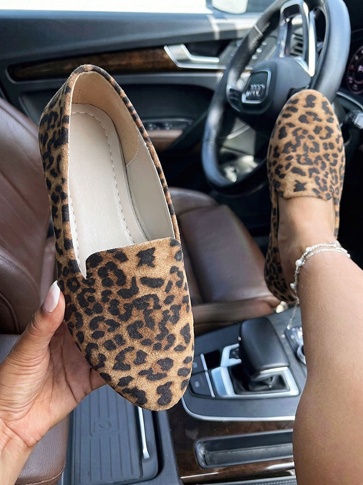 Essential Solid Flat Loafers