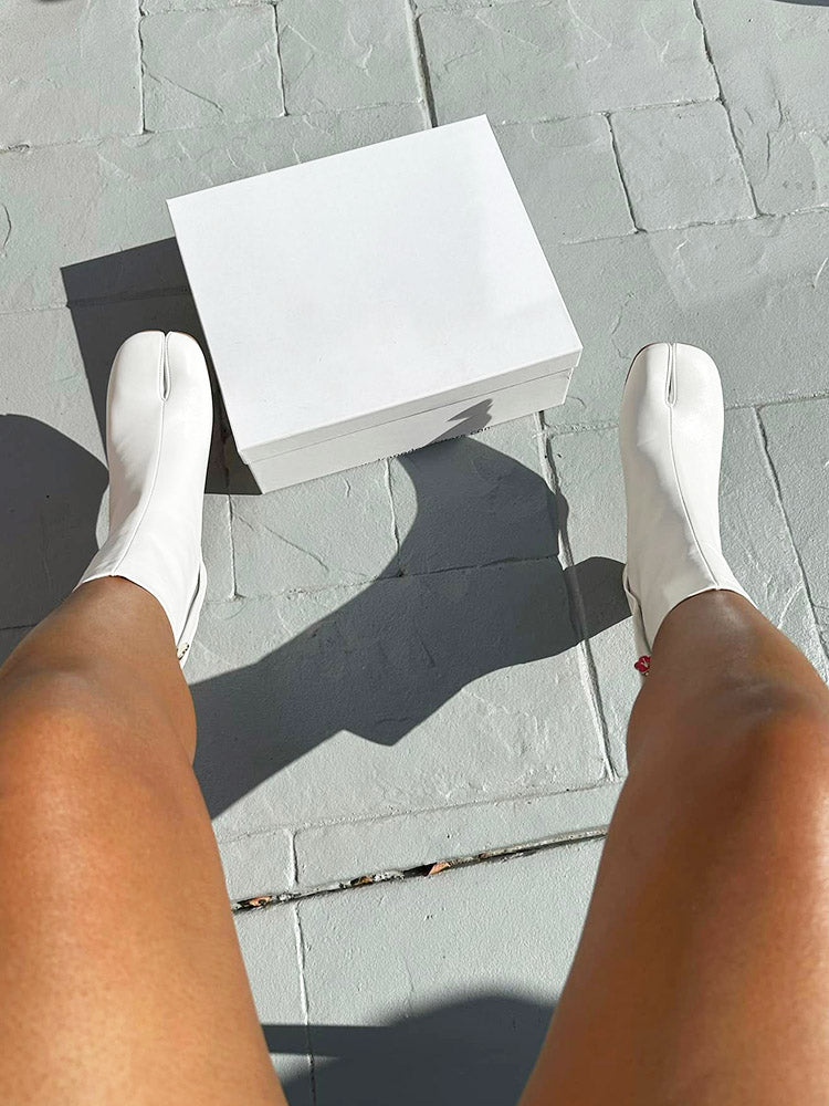 Split Toe Chunky Heel Boots - Bold Muse Co