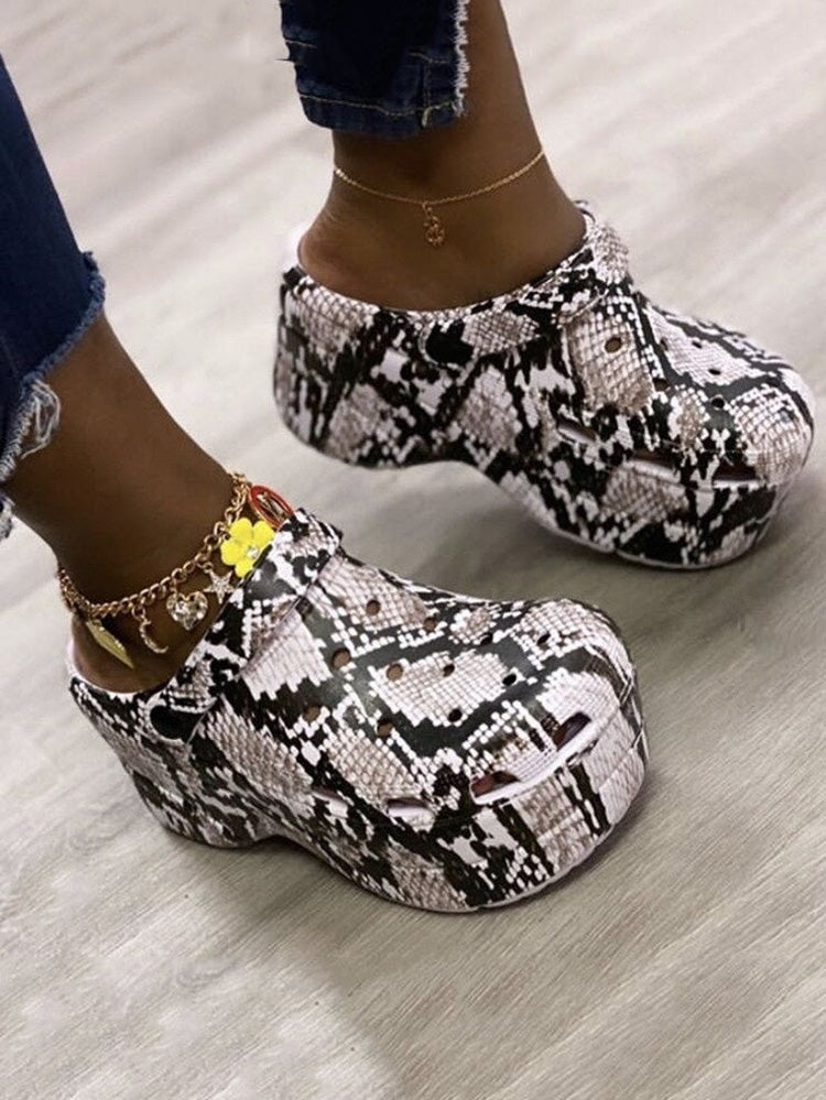 Casual Thick Sole Hole Sandals - Bold Muse Co
